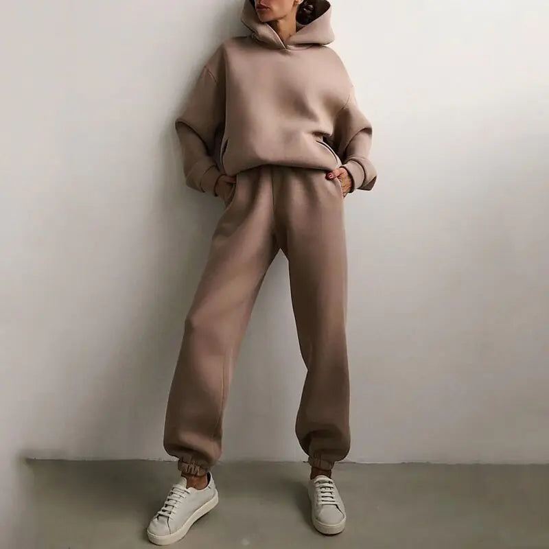 Women's Hoodie & Sweatpants Set